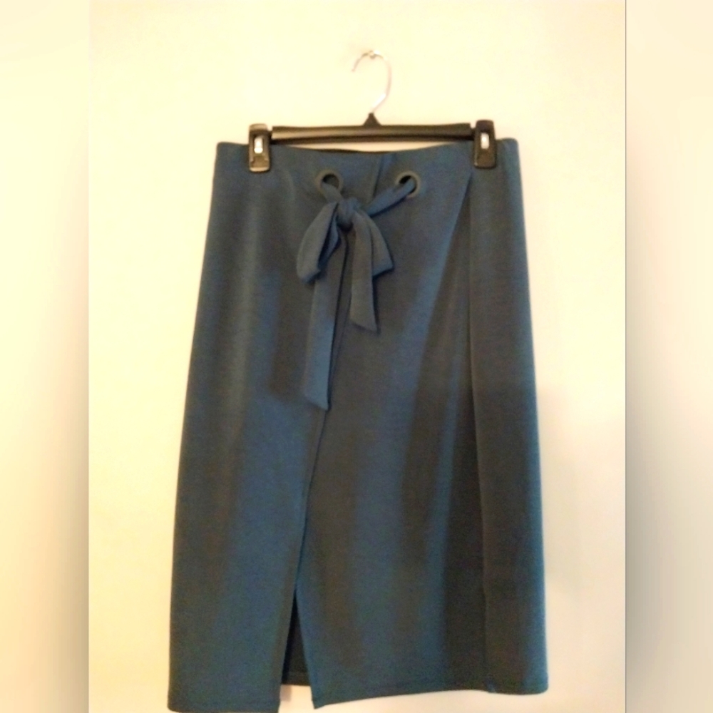 Beautiful skirt brand new